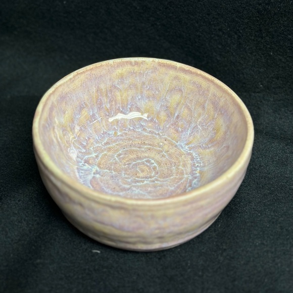 Vintage Pottery - Picture 4 of 4